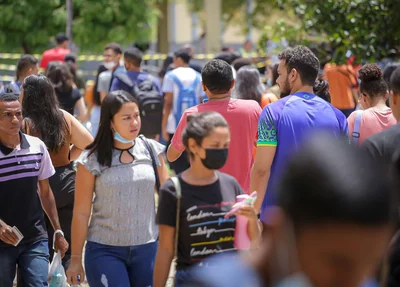Alunos no primeiro dia de provas do ENEM 2022