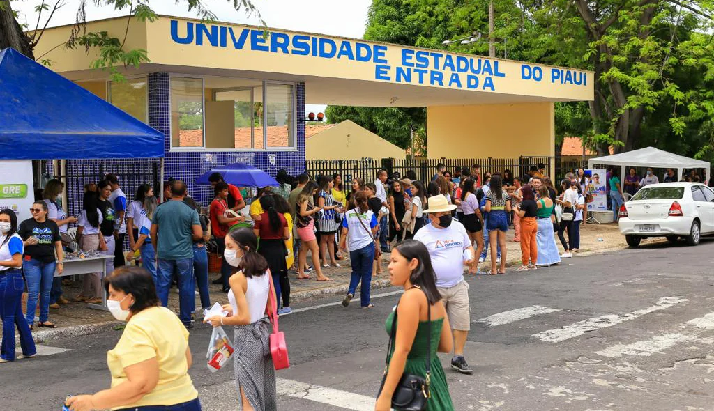 Aplicação de provas do Enem na Uespi