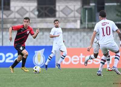 Athletico-PR na disputa do Campeonato sub-17