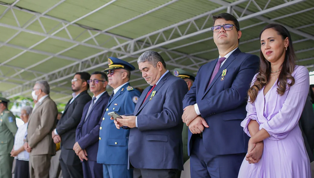 Autoridades no evento