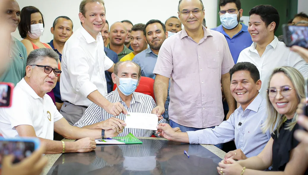 Autoridades partidárias participaram da filiação do Veim da Fetraf