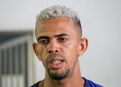 Begão, técnico das Abelhas Rainhas
