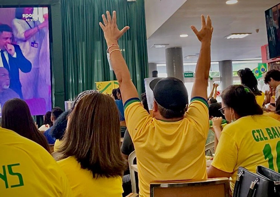 Brasil vence a Suíça e garante vaga nas oitavas de final da Copa do Mundo