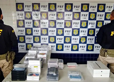 Carga apreendida pela PRF, em Floriano