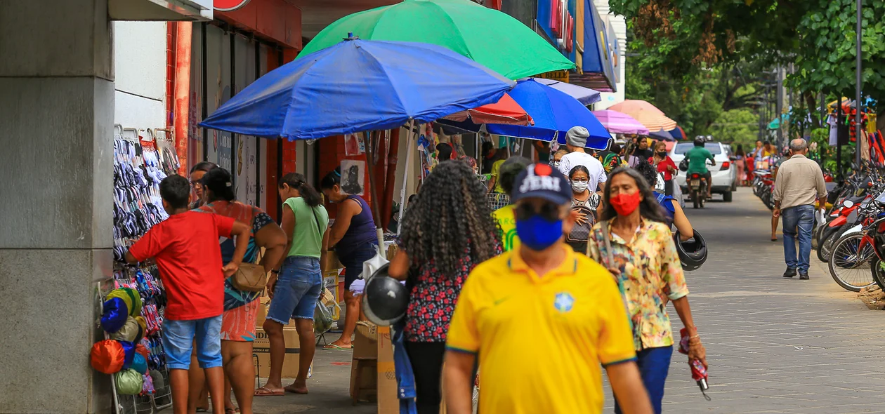 Centro de Teresina movimentado