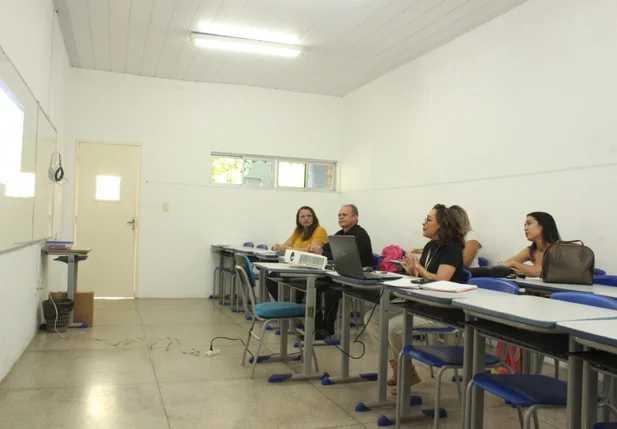 Comissão Técnica da Semec discute edital e portaria de matrículas para o ano de 2023