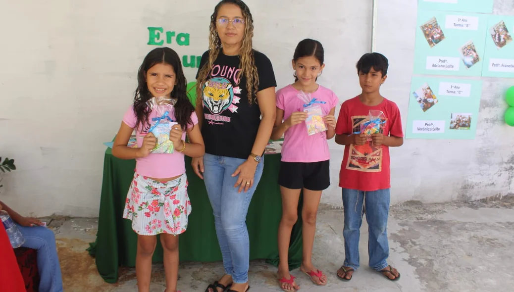 Crianças realizaram diversas atividades no projeto de literatura