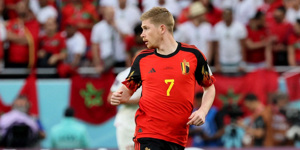 De Bruyne na partida contra o Marrocos