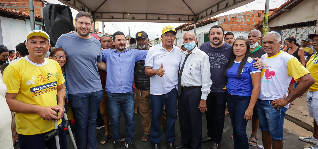 Dr. Pessoa entrega asfaltamento de ruas no Mafrense