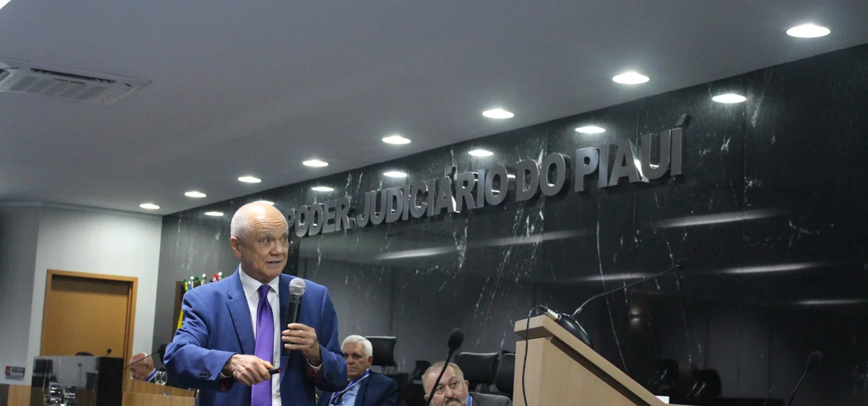 Edmundo de Oliveira