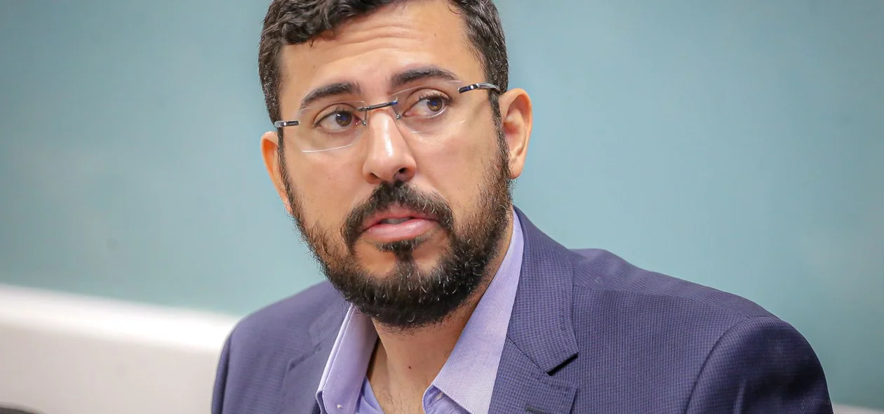 Fernando Lim,a diretor-executiva da Águas de Teresina