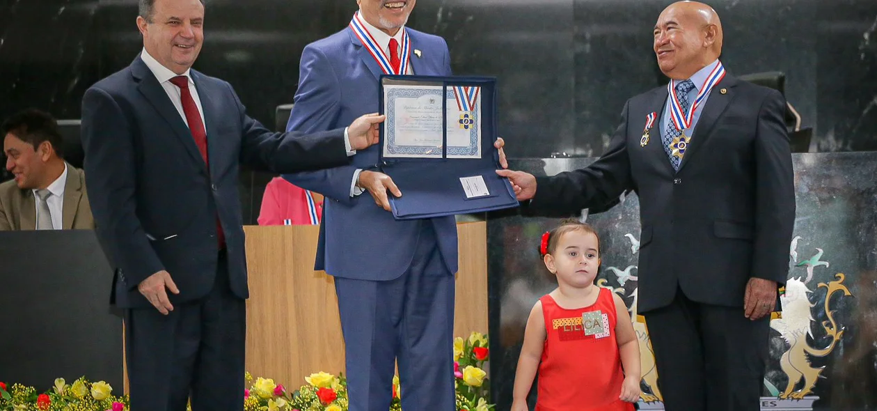 Homenageado no Tribunal de Justiça