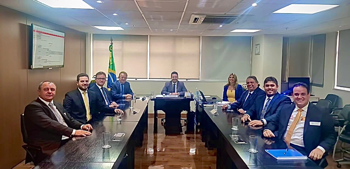 Joãozinho Félix em busca de emendas em Brasília