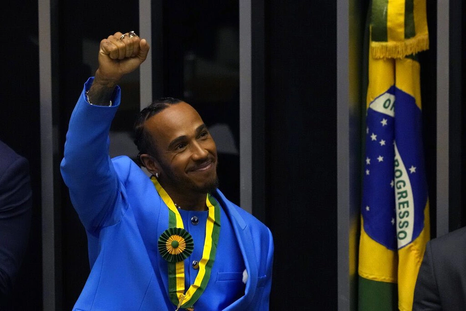 Lewis Hamilton agora é cidadão honorário brasileiro