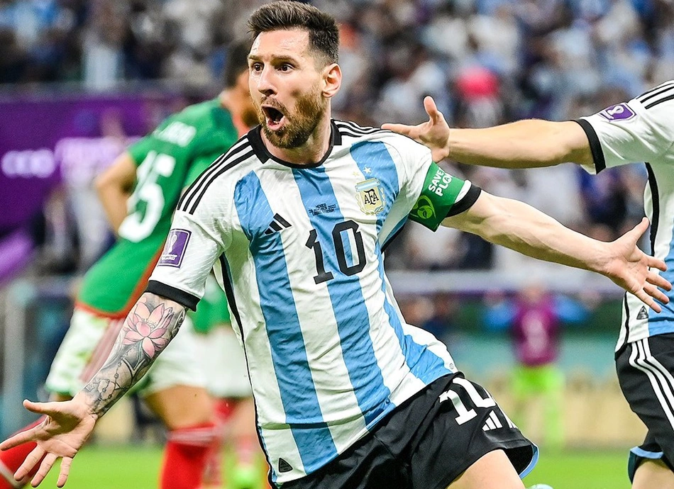 Messi comemorando gol sobre o México