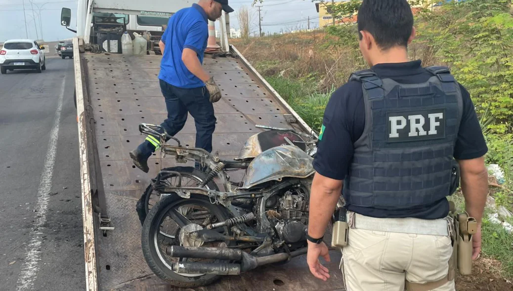 Motocicletas foram recolhidas após o acidente