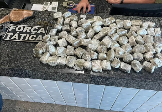 Mototaxista é preso com maconha avaliada em R$ 5 mil em Piripiri