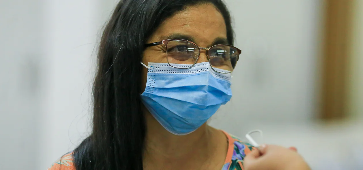 Deusair, Dona de casa