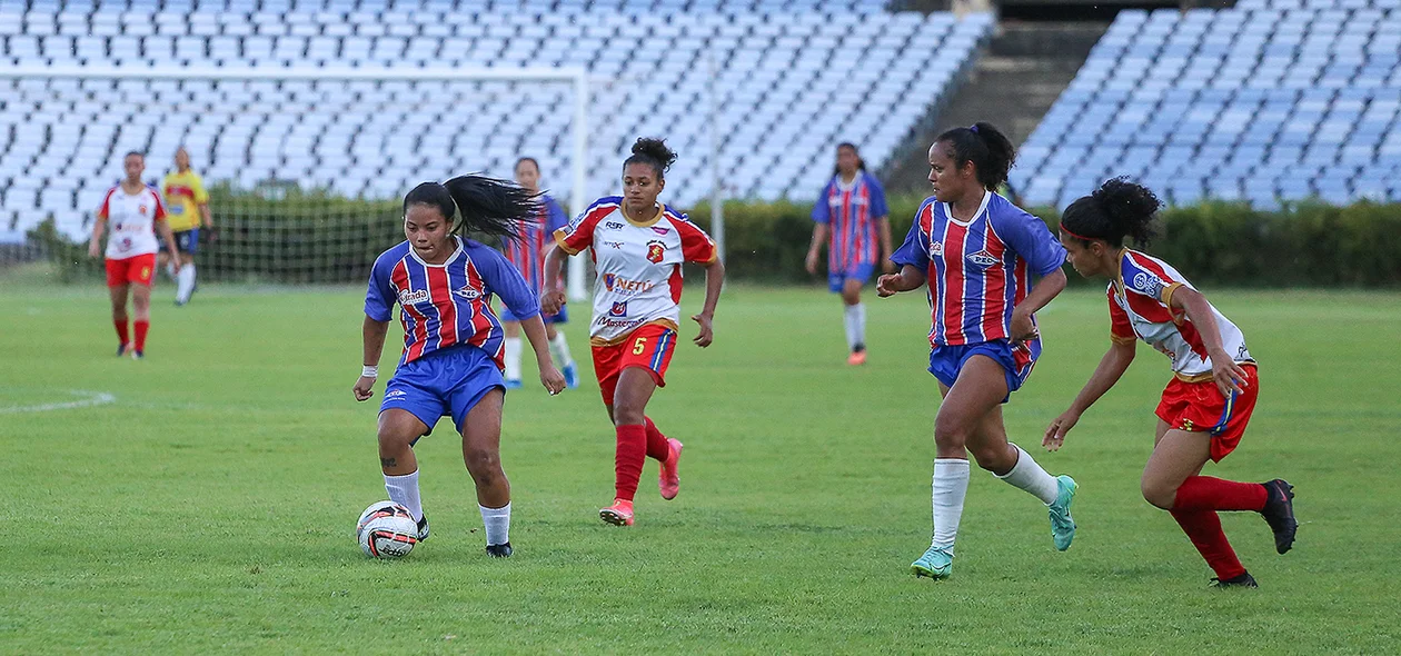 Piauí vence Abelhas Rainhas