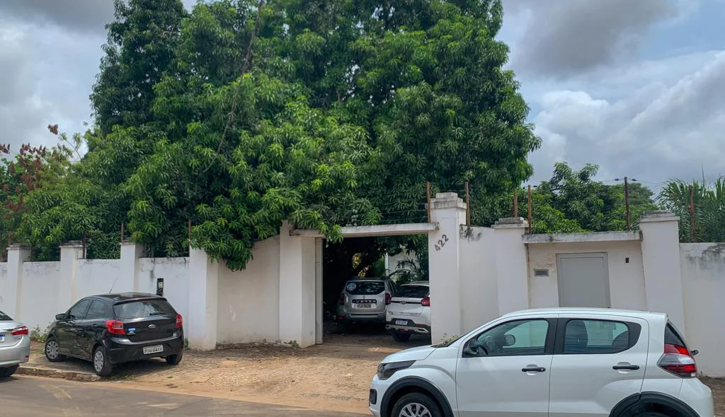 Polícia Civil foi até o local do crime