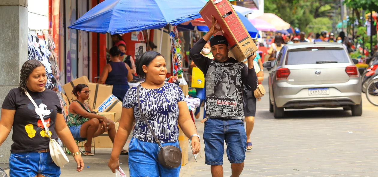 População aproveita promoções