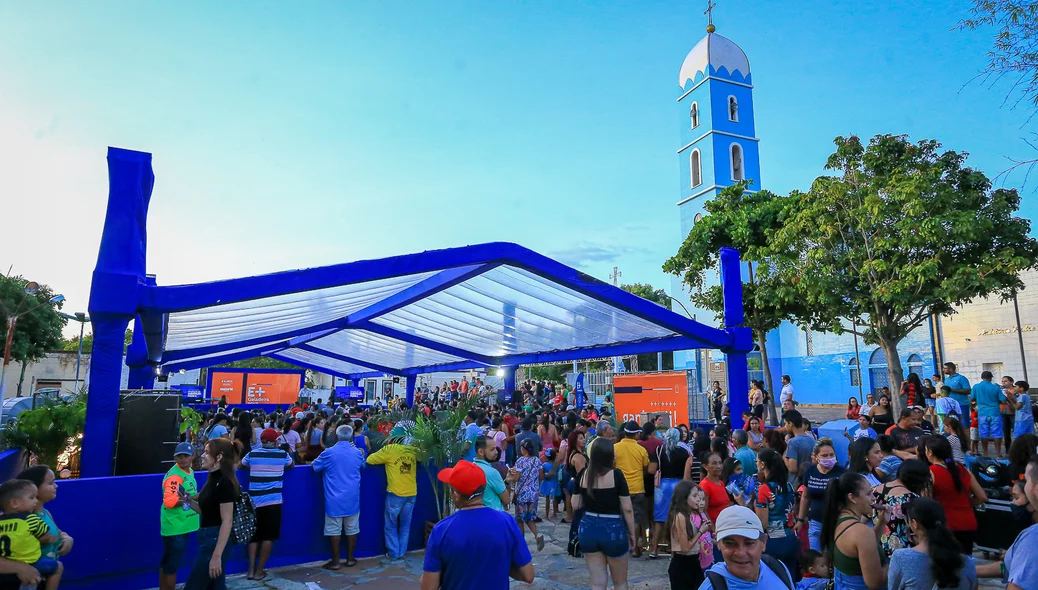 População irá receber geladeiras na Praça da Igreja Matriz