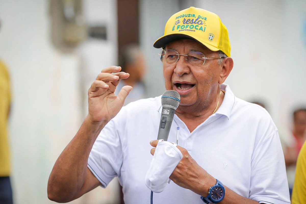 Prefeito Dr. Pessoa entrega asfalto na zona norte de Teresina