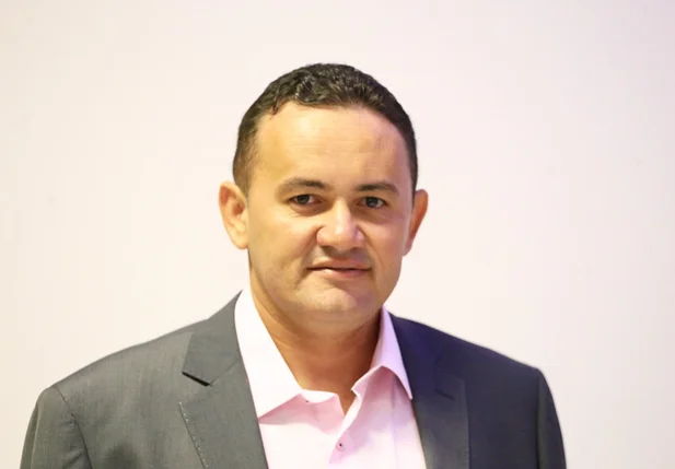 Prefeito Gilson Nunes