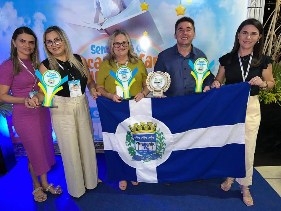 Prefeito Nonatinho do Sindicato recebe Prêmio Gestor Educador