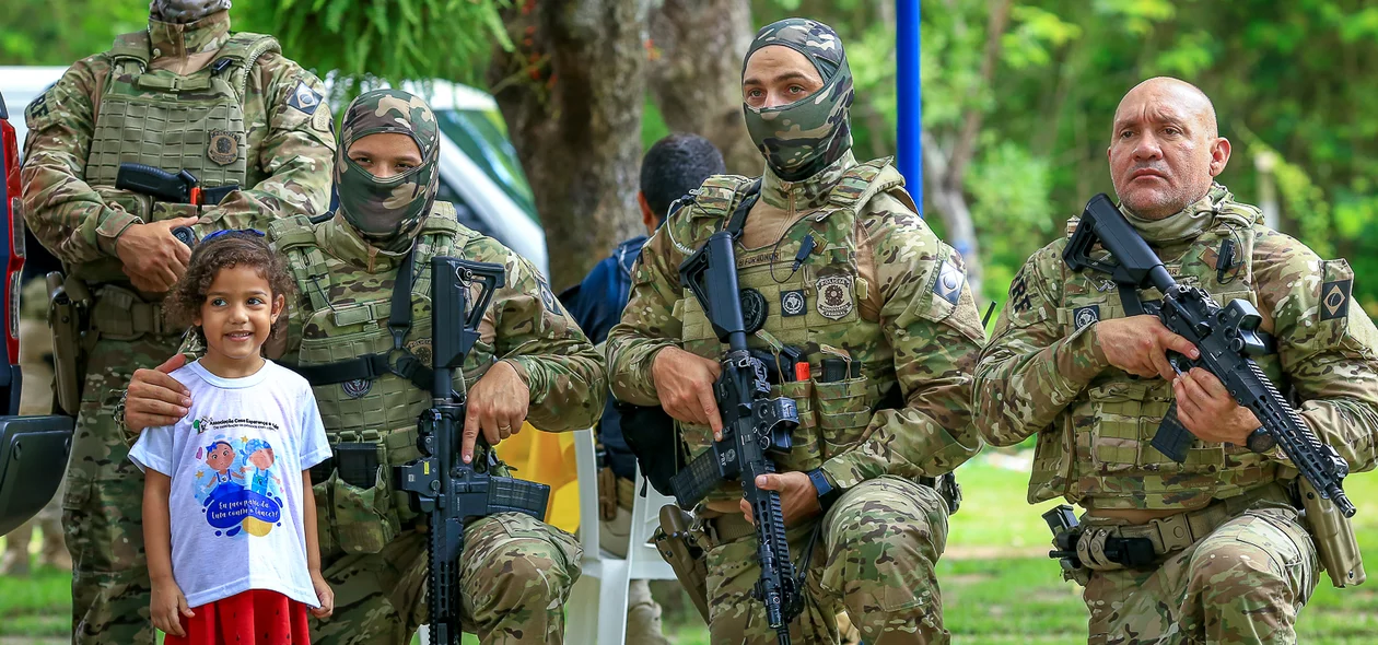 PRF realiza campanha “Policiais contra o Câncer Infantil” em Teresina