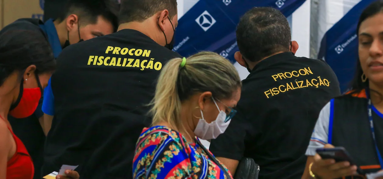 Procon realiza fiscalizações