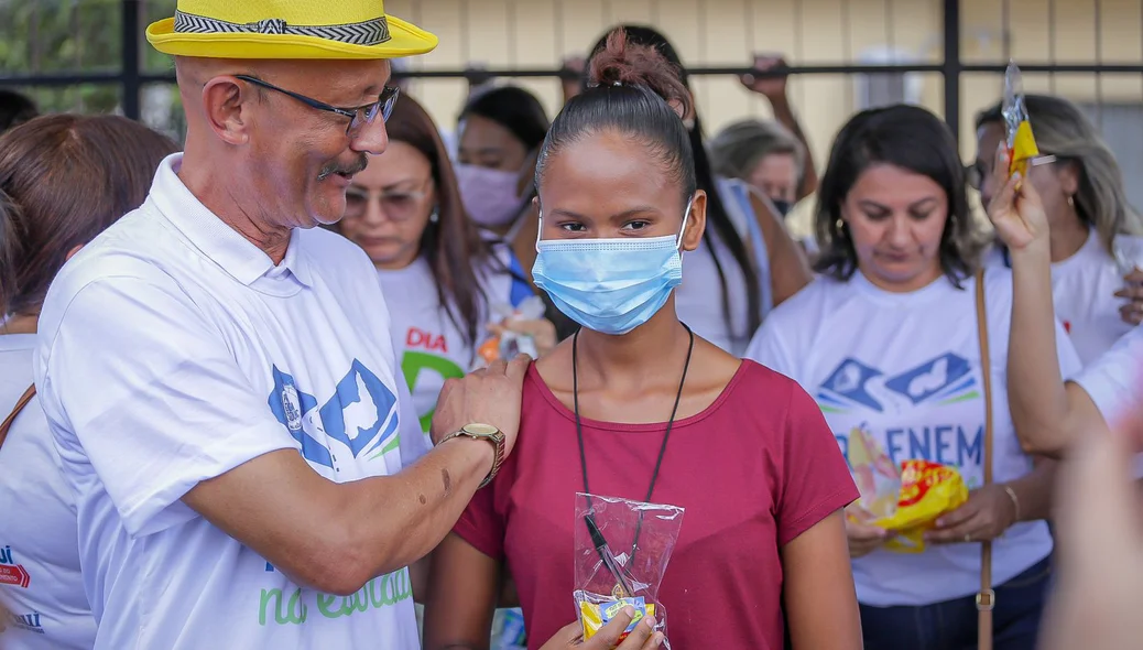 Professor Avelar Almeida estava no Stand Seduc para o Enem 2022