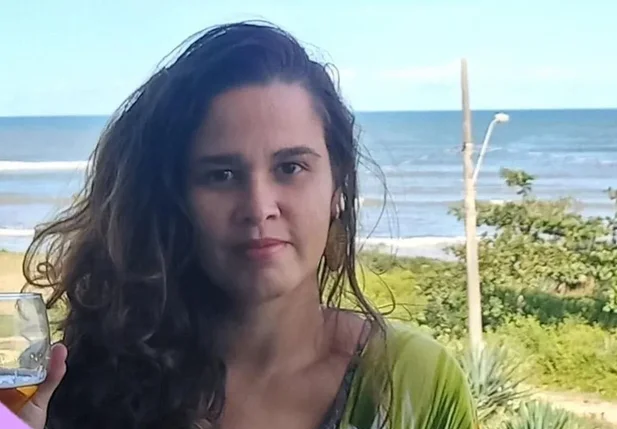 Professora Flávia Amoss Merçon Leonardo, de 38 anos, vítima de tiroteio em escola no Espírito Santo