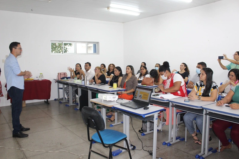 Professores começam a aprender mais sobre educação indígena