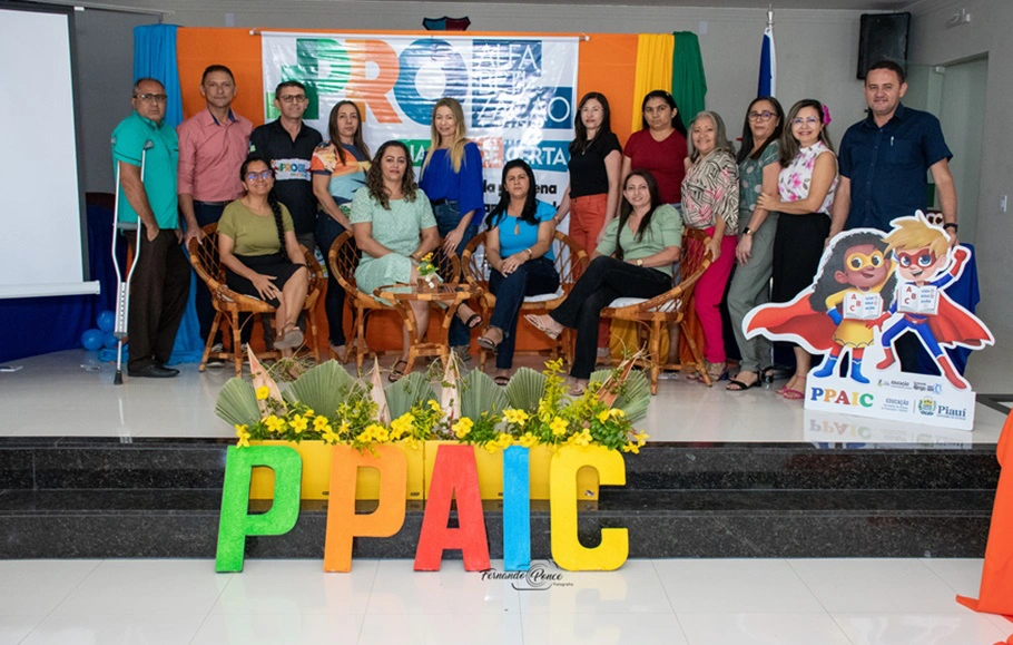 Professores participam do ciclo de alfabetização