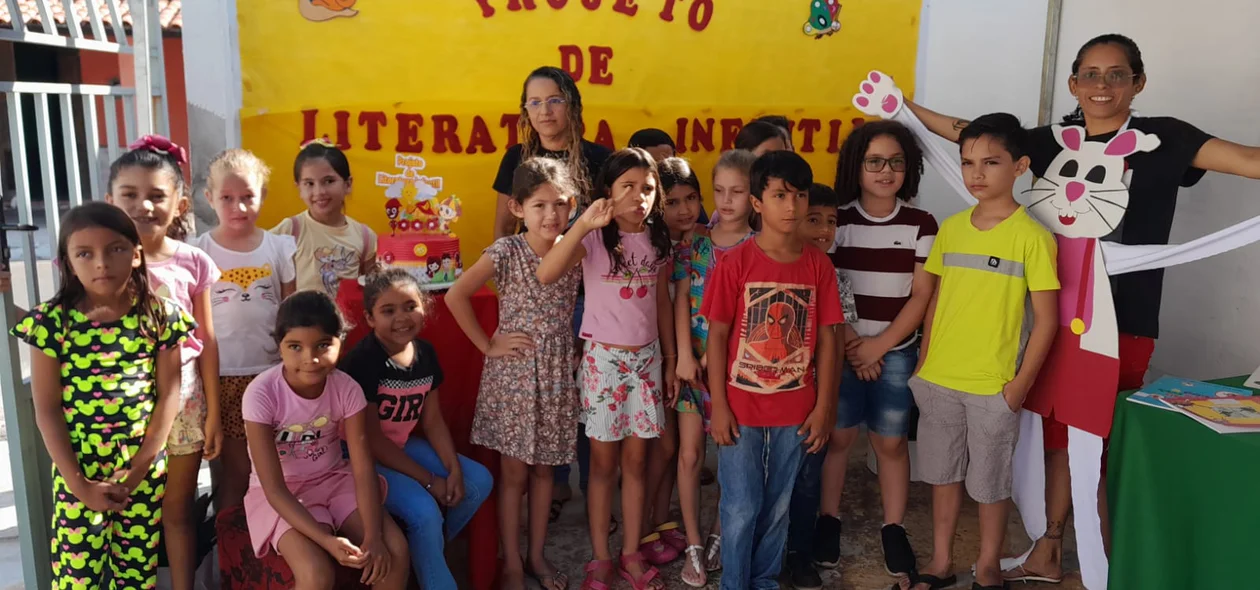 Projeto de literatura infantil em São João da Fronteira