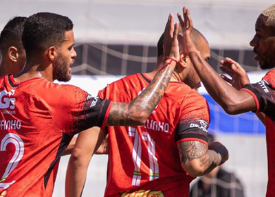 Resenha na Liga das Américas