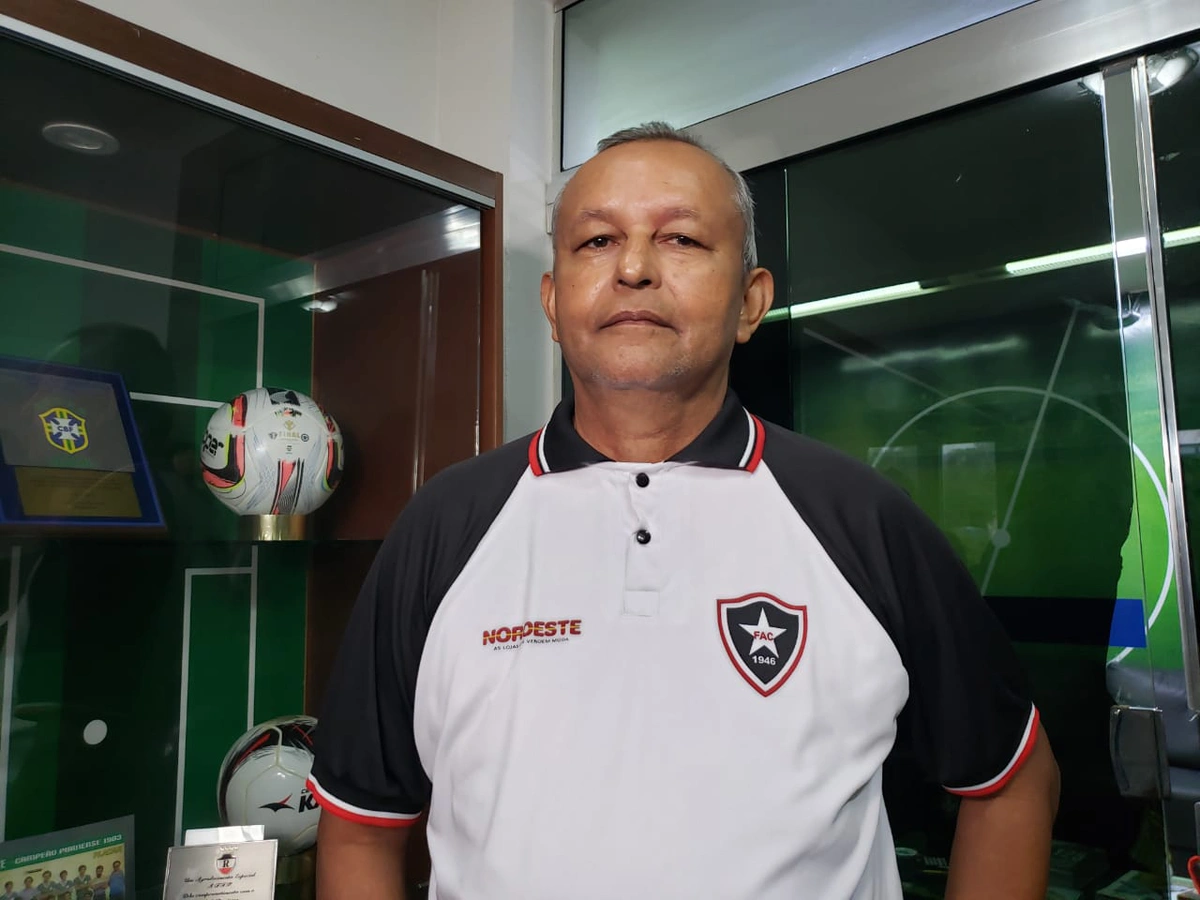 Rodney Spíndola, presidente do Ferroviário esteve no arbitral na sede da FFP