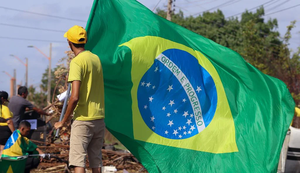 Trânsito parado na Ponte da Tabuleta em Teresina