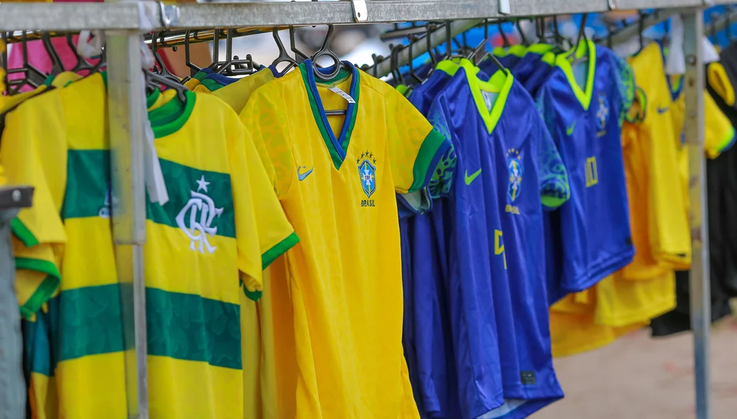 Vários tipos de uniformes da seleção