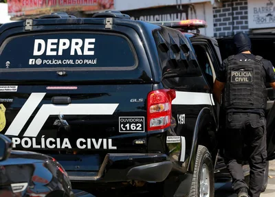 Viatura da Depre, da Polícia Civil