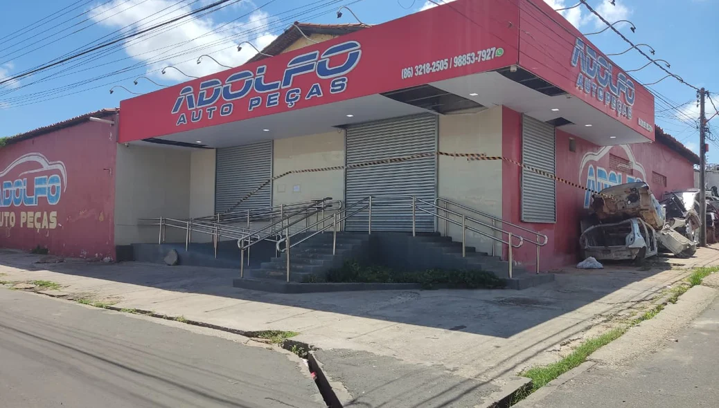 Adolfo Auto Peças é interditada