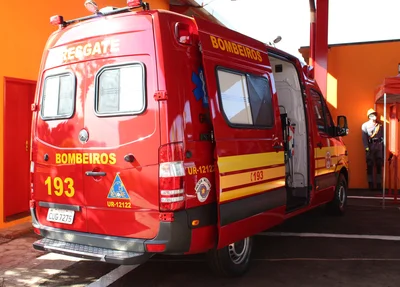 Ambulância dos bombeiros