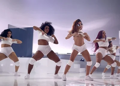 Anitta se apresenta pela primeira vez no Amazon Music Live