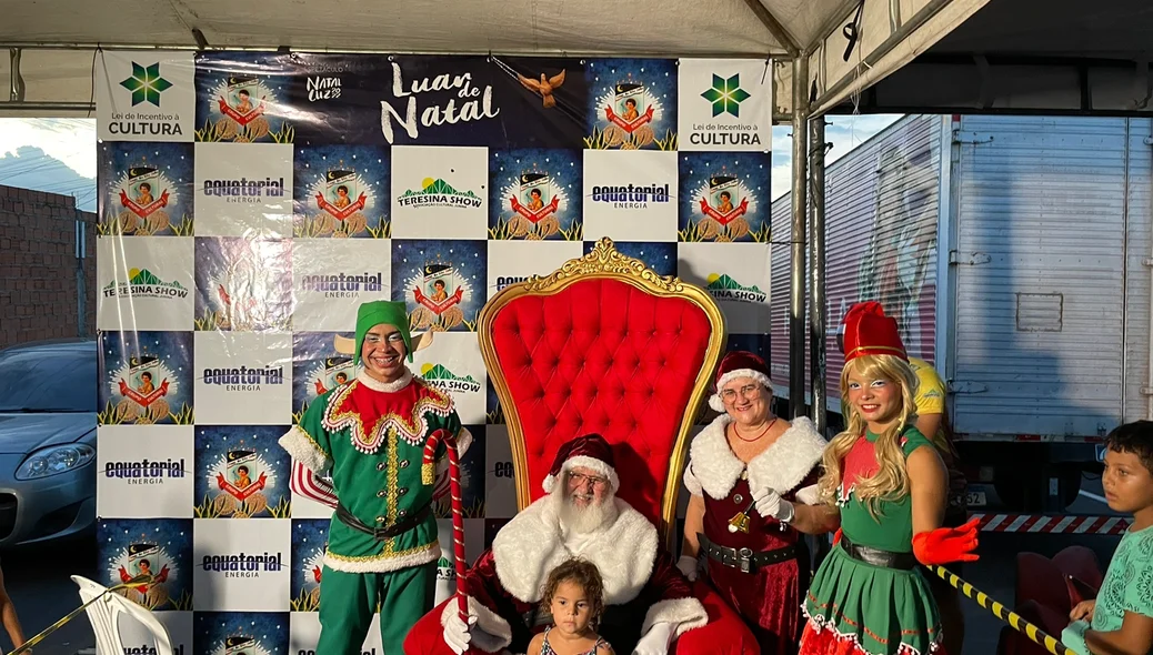 Apresentação do Grupo Luar do São João