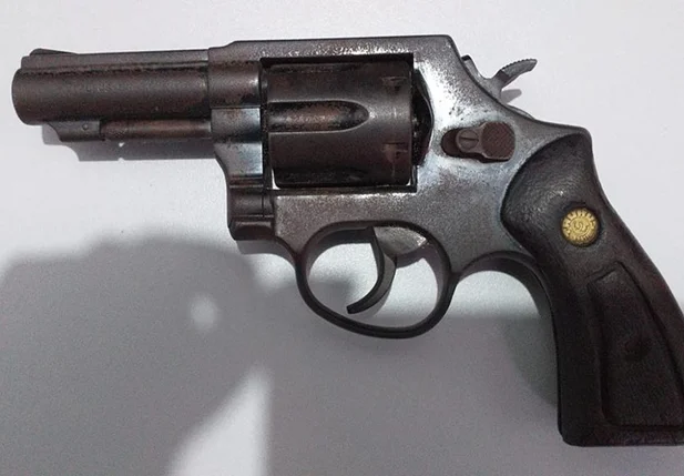 Arma apreendida em Luís Correia