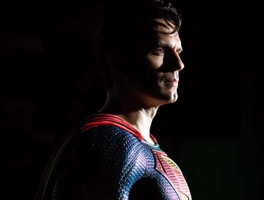 Ator Henry Cavill, intérprete do Superman