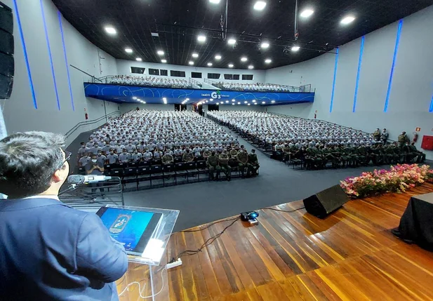Aula inaugural do curso de formação da PM-PI