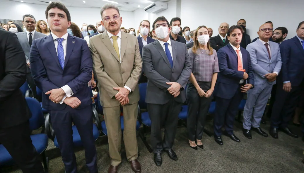 Autoridades presentes