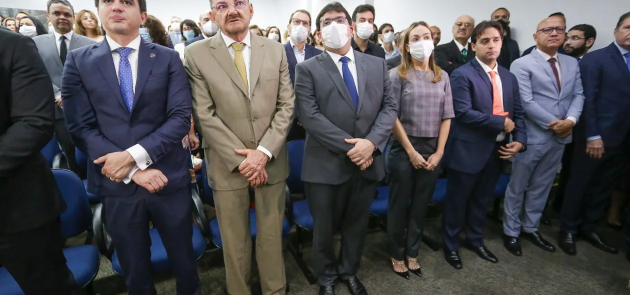 Autoridades presentes